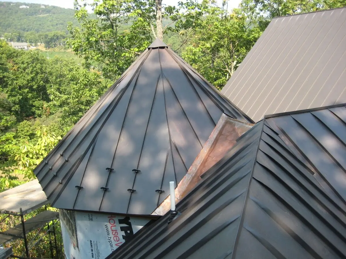 Professional Gutter Cleaning by Craftsman Roofing in Firebaugh
