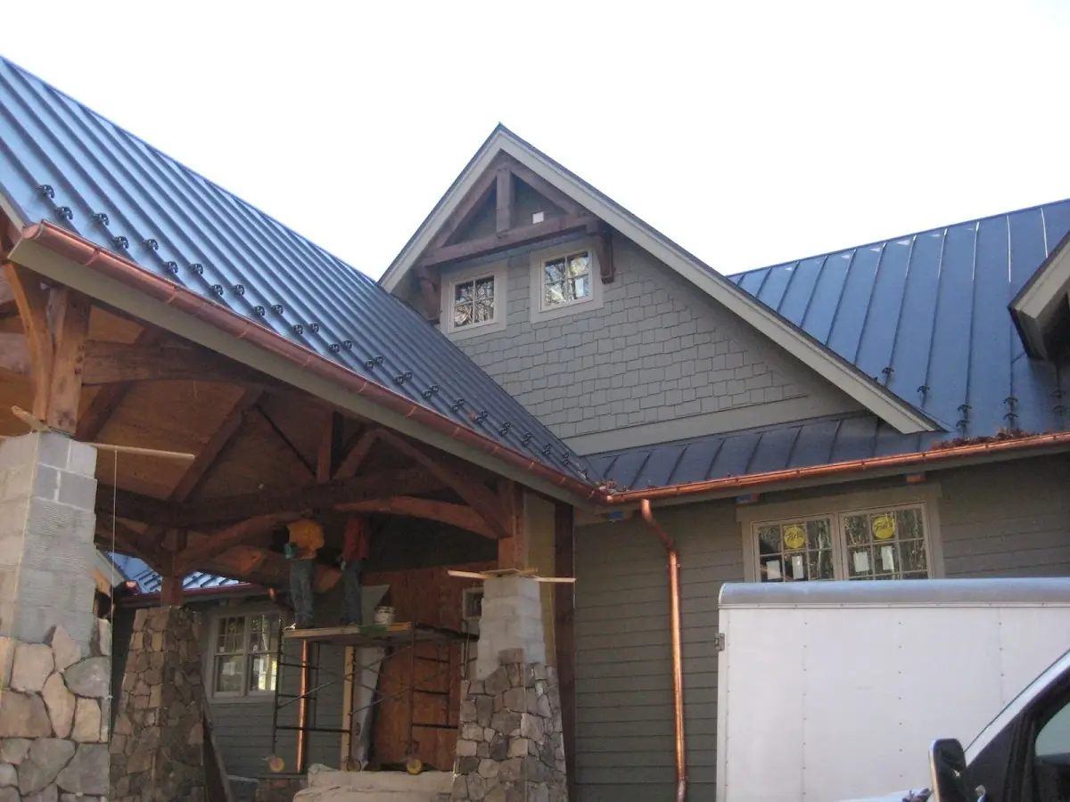 Craftsman Roofing team delivering quality roofing work in Firebaugh